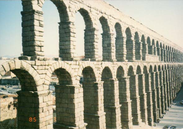 h850313segovia_romanaqueduct