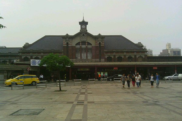 台中駅