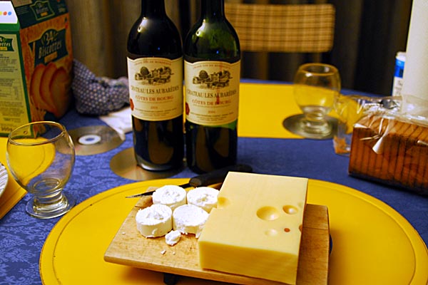 食後のチーズとワイン